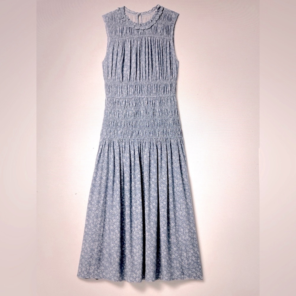 GAP Smocked Sleeveless Dress  NWT~XS Light Blue Floral Midi